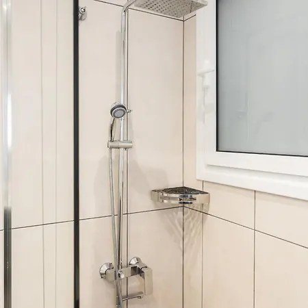 Апартаменты Charming & Comfy 2bd In Acropolis Area By Upstreet *