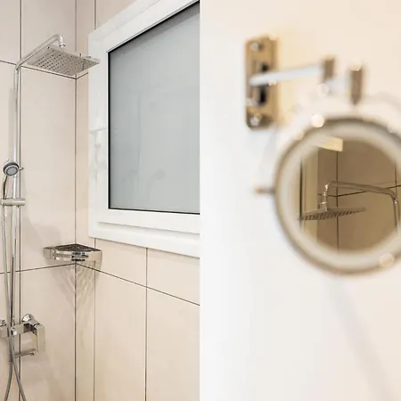 Charming & Comfy 2bd In Acropolis Area By Upstreet Апартаменты Афины